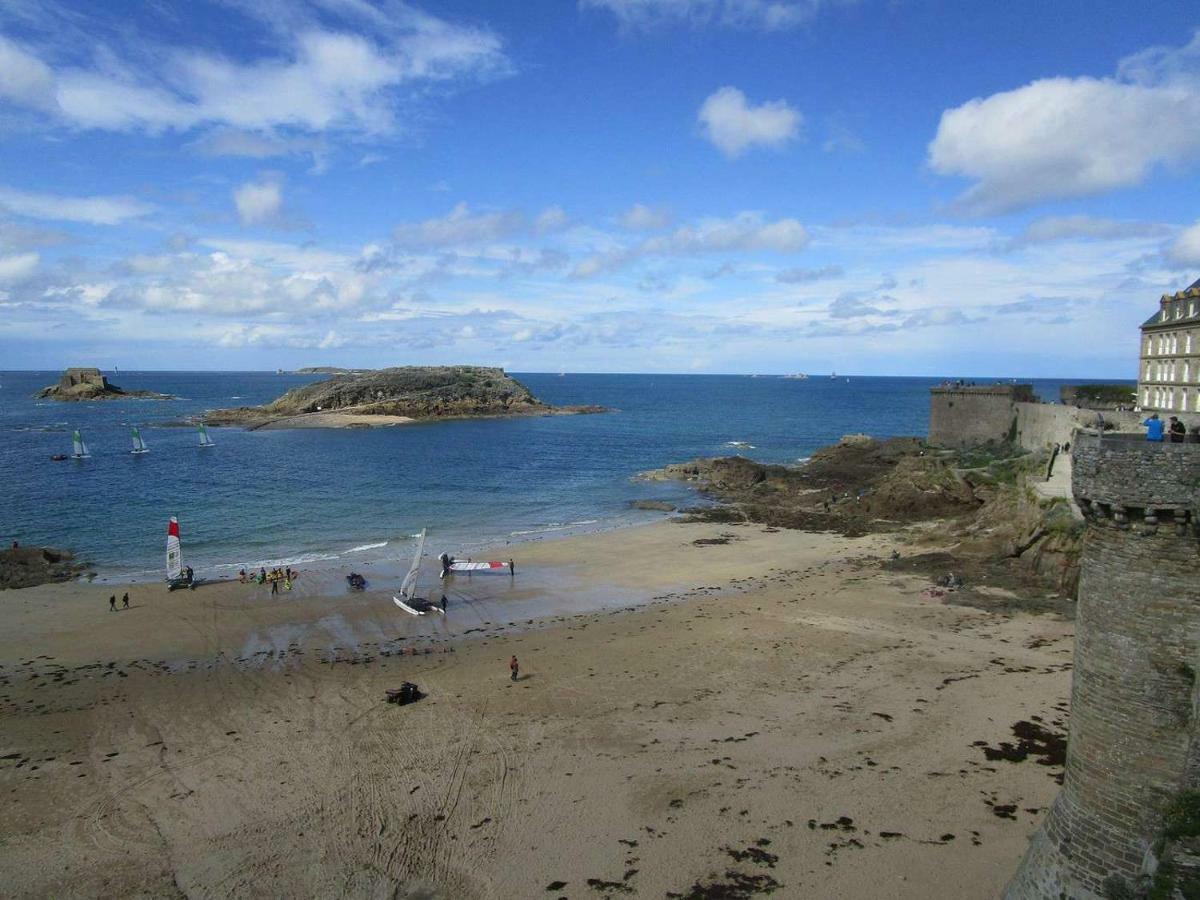 Jacques Melchior Meuble De Tourisme 3 Etoiles Intra Muros Saint-Malo Dış mekan fotoğraf